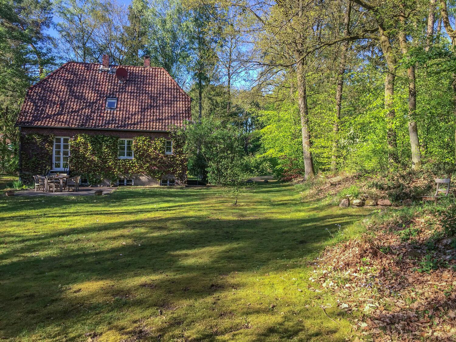 Forsthaus - Gut Thansen Soderstorf ภายนอก รูปภาพ