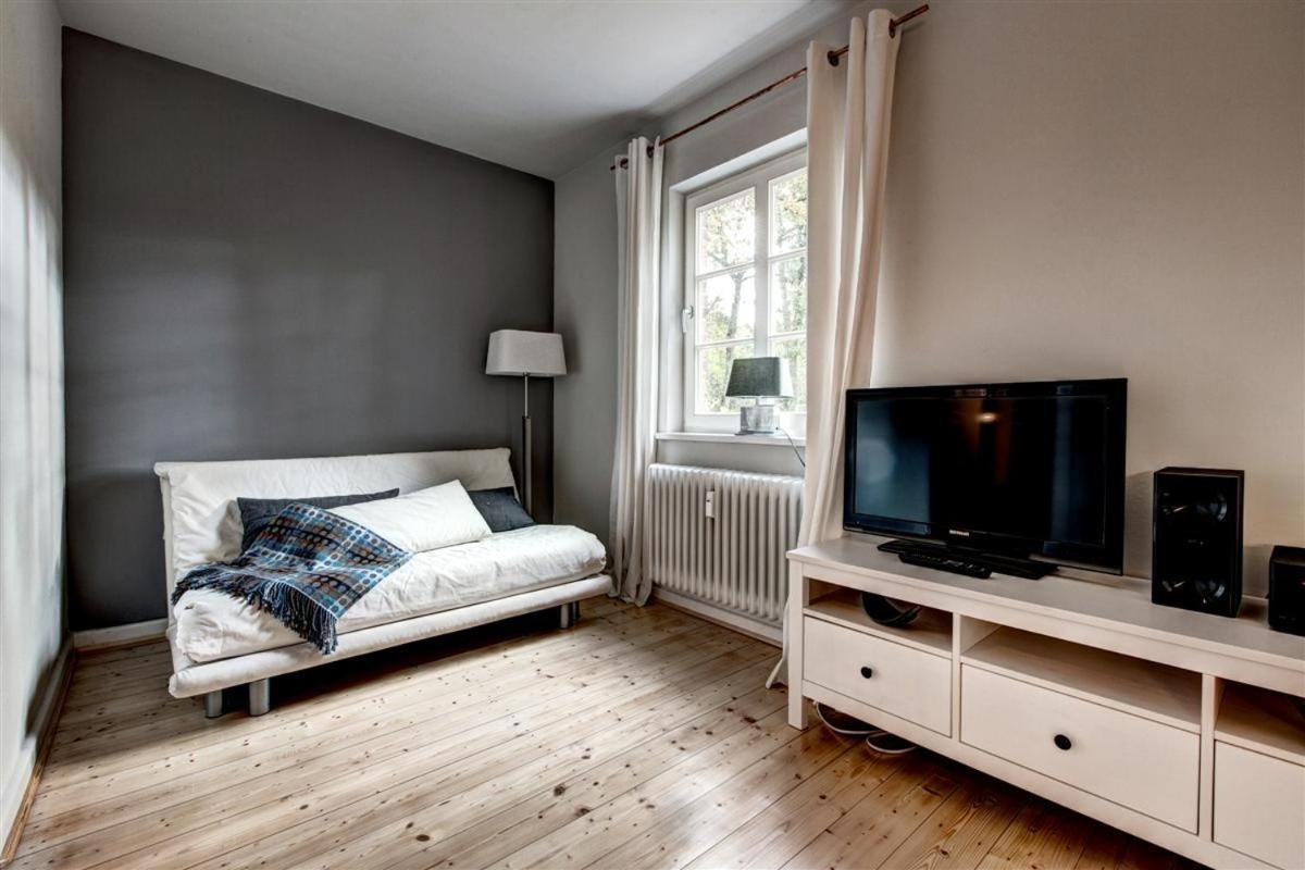 Forsthaus - Gut Thansen Soderstorf ภายนอก รูปภาพ