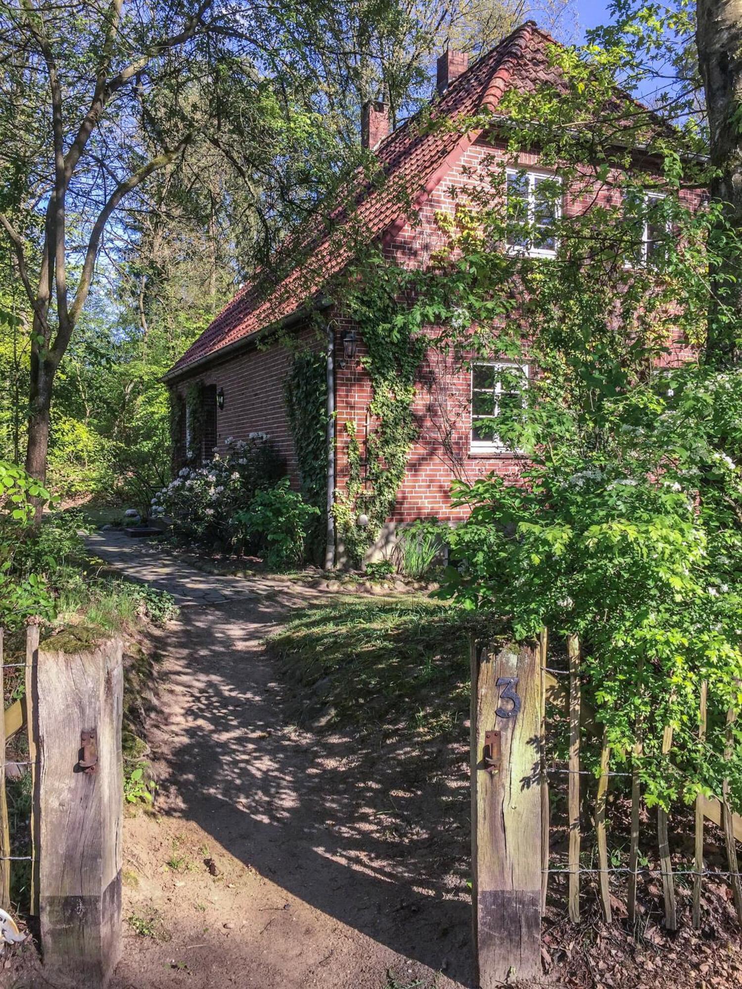 Forsthaus - Gut Thansen Soderstorf ภายนอก รูปภาพ